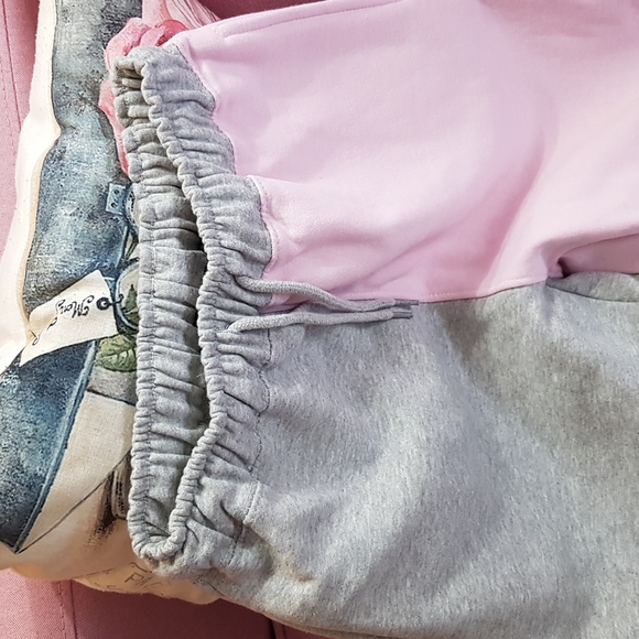 New 2 Toned Pink & Grey Adorable Sweat Pants - Picture 9 of 17